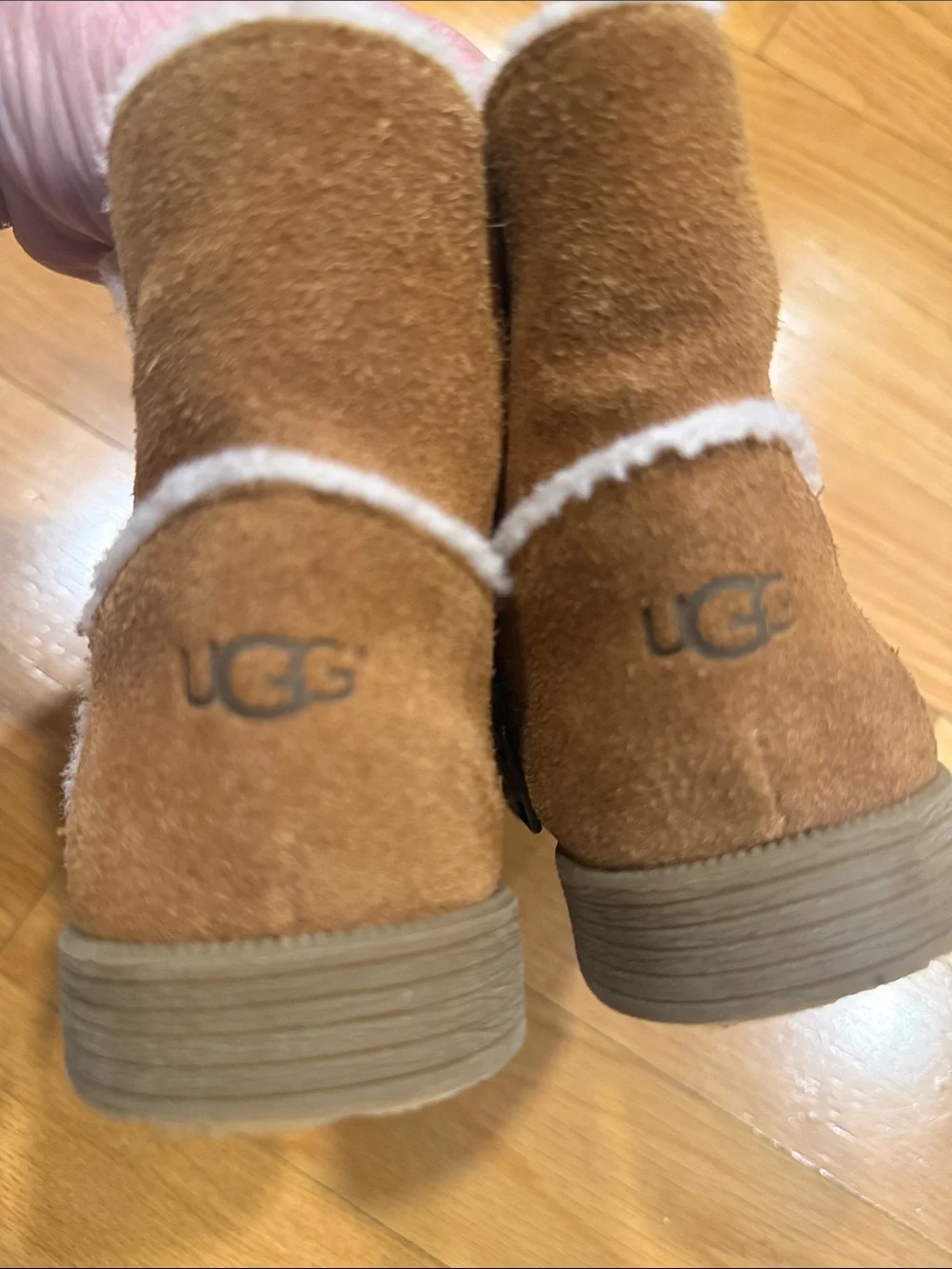 Ugg girls Colette chestnut suede ankle side zipper boots size 11.